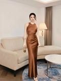  Đầm maxi lụa cổ tròn nhún eo 
