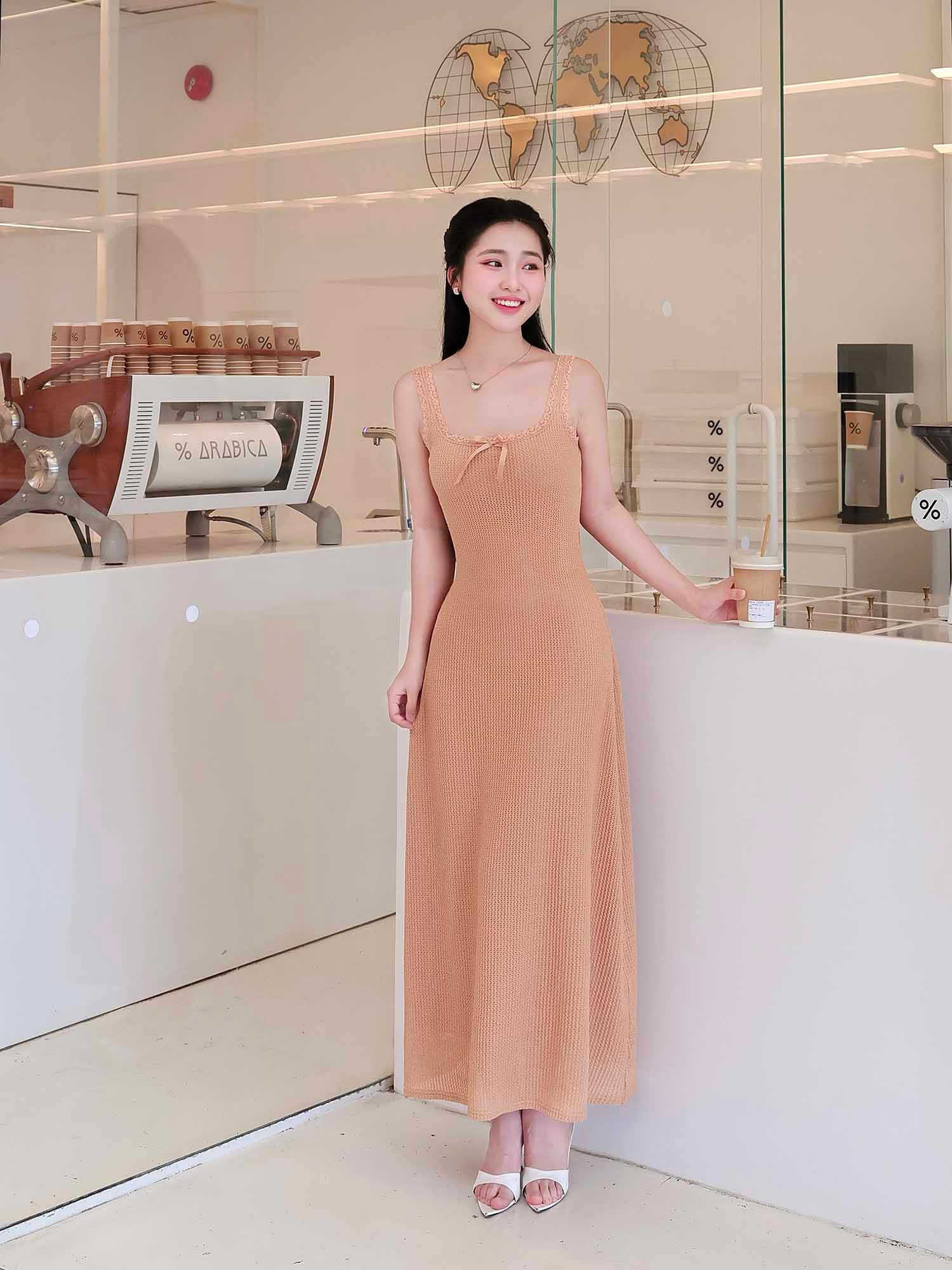 Đầm midi thun dệt kim sát nách cổ U