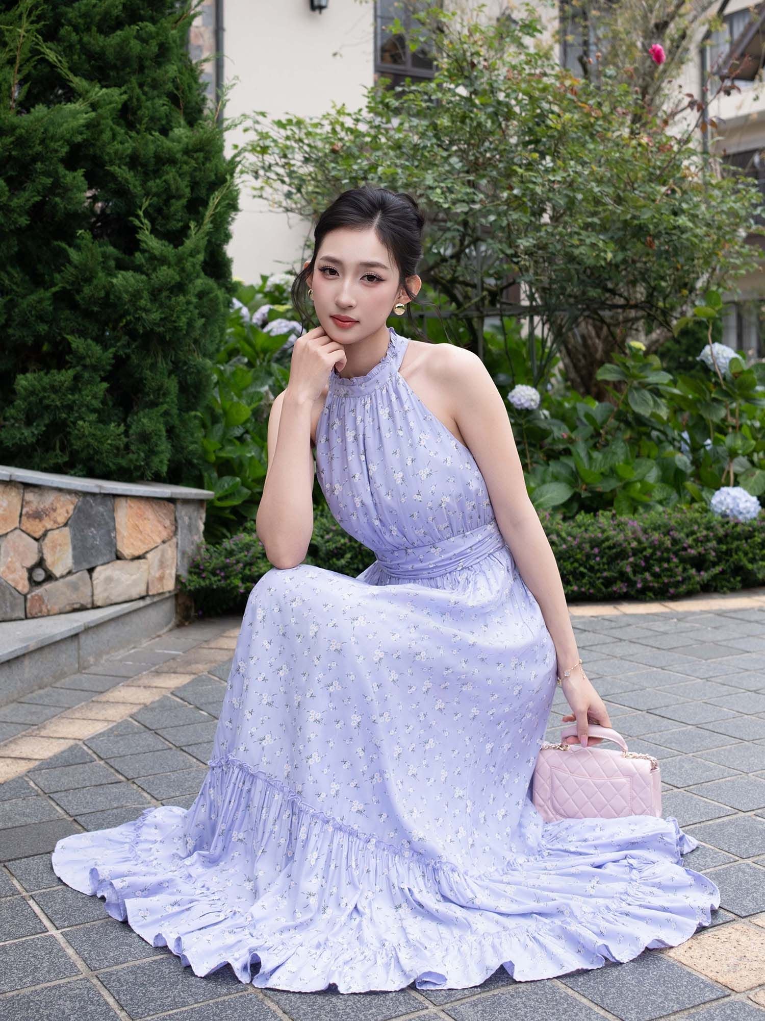  Đầm cổ yếm nhún 2 tầng 