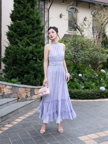  Đầm cổ yếm nhún 2 tầng 