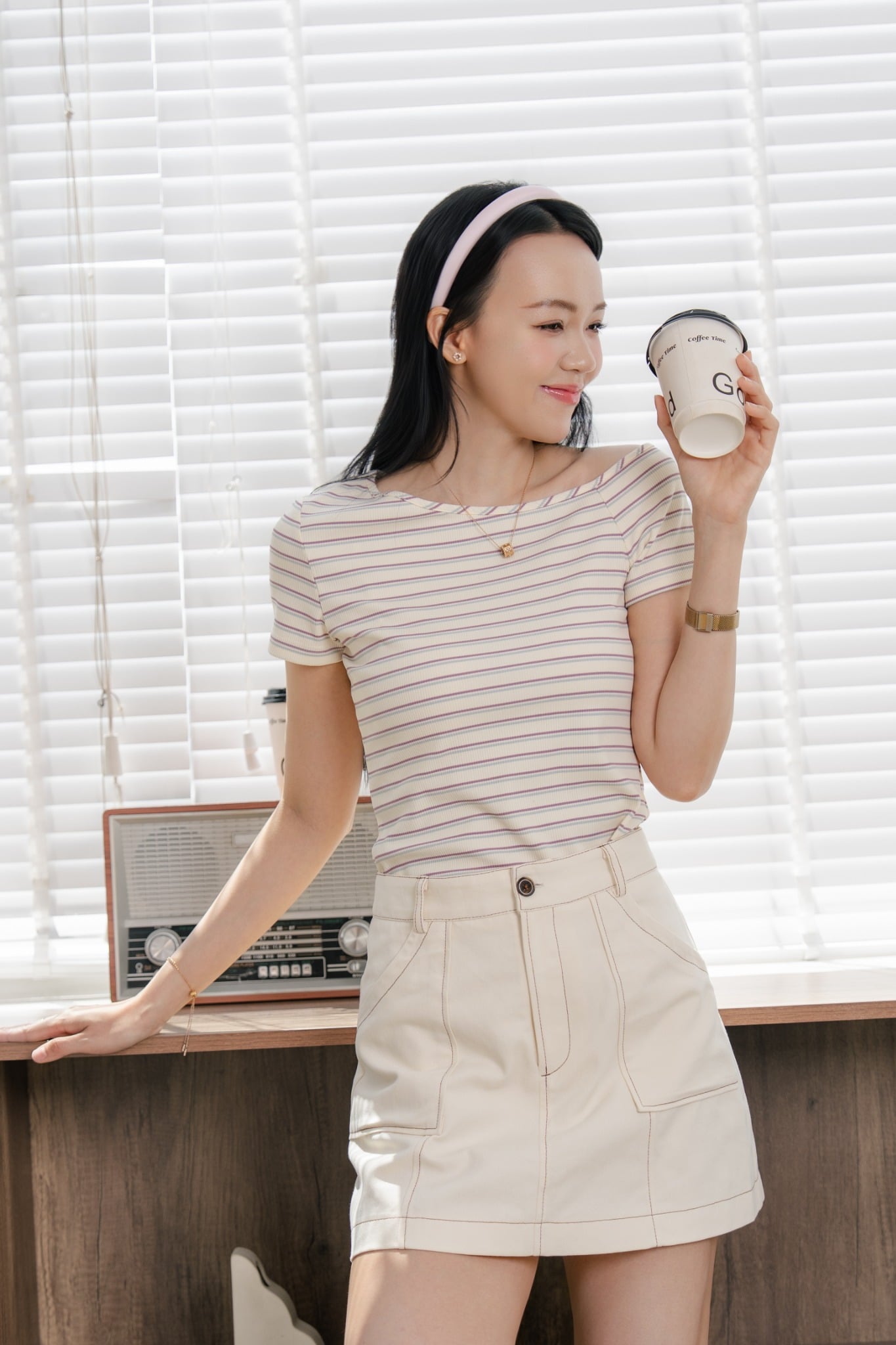 Áo thun sọc viền cổ