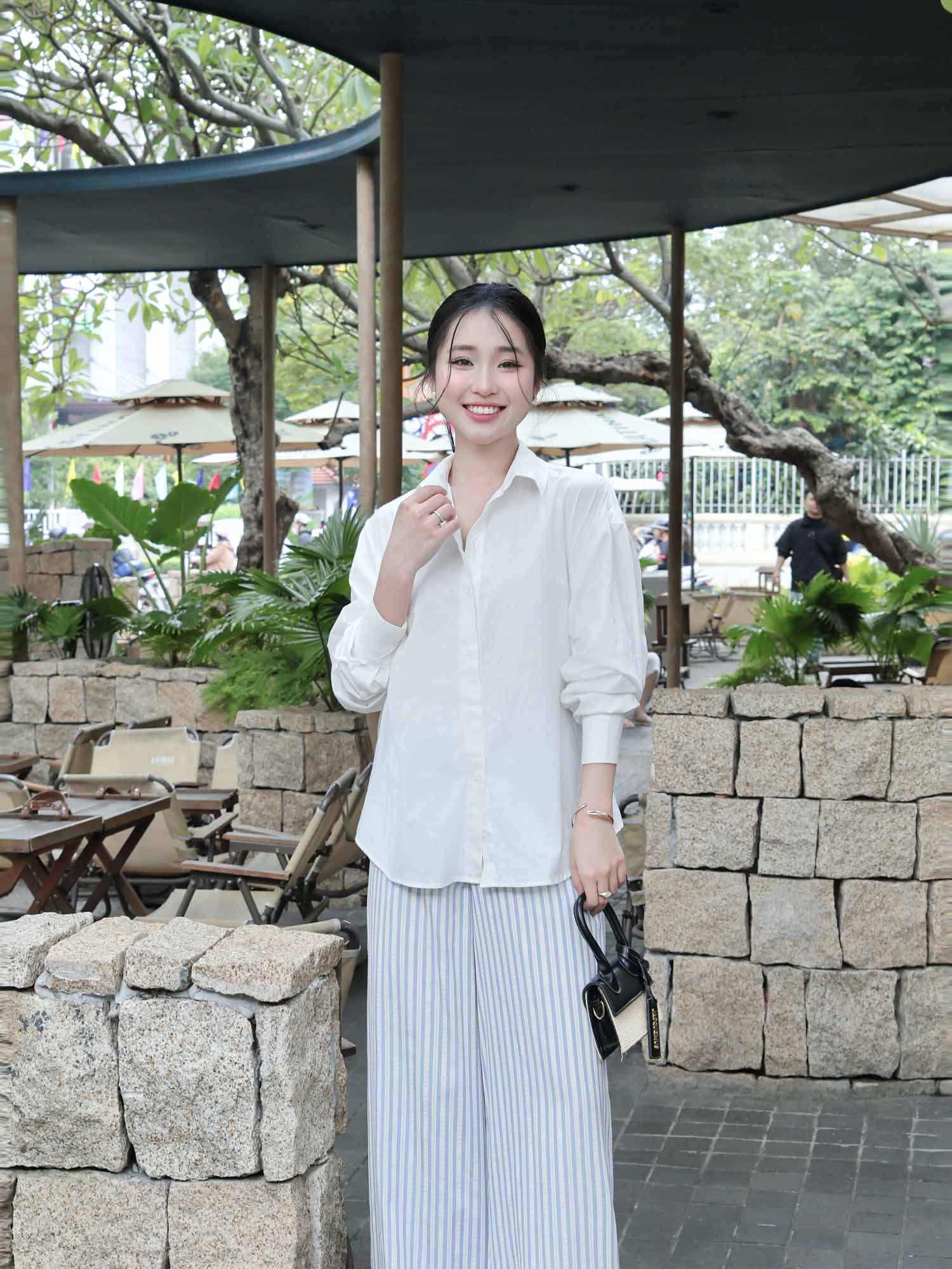 Áo sơ mi cơ bản form rộng