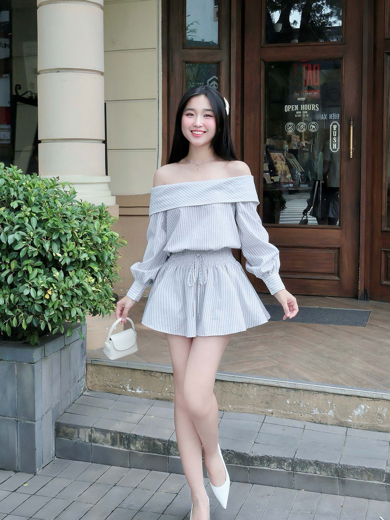  Đầm sọc bẹt vai smocking eo 