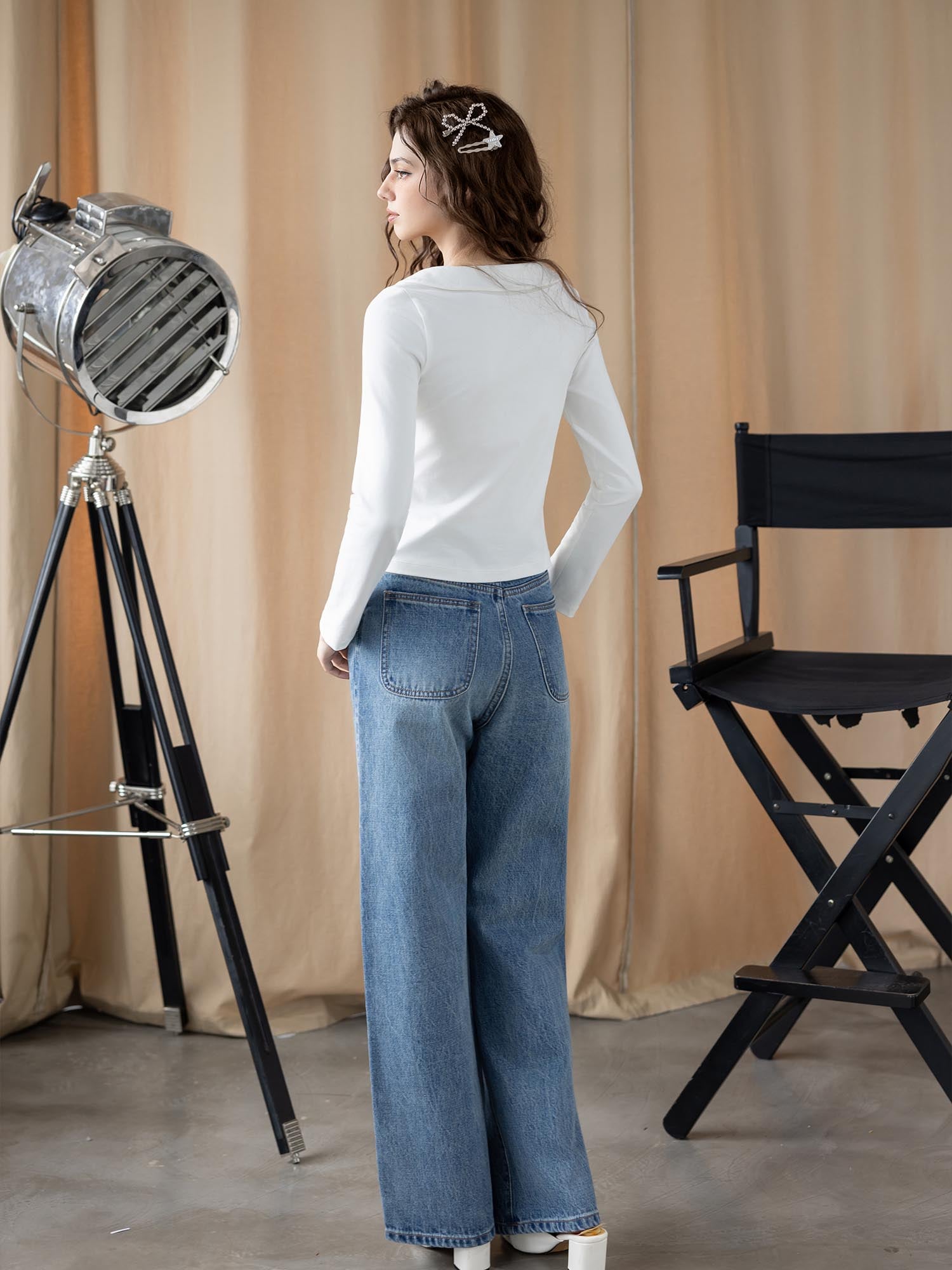 Áo thun lá cổ liền nơ