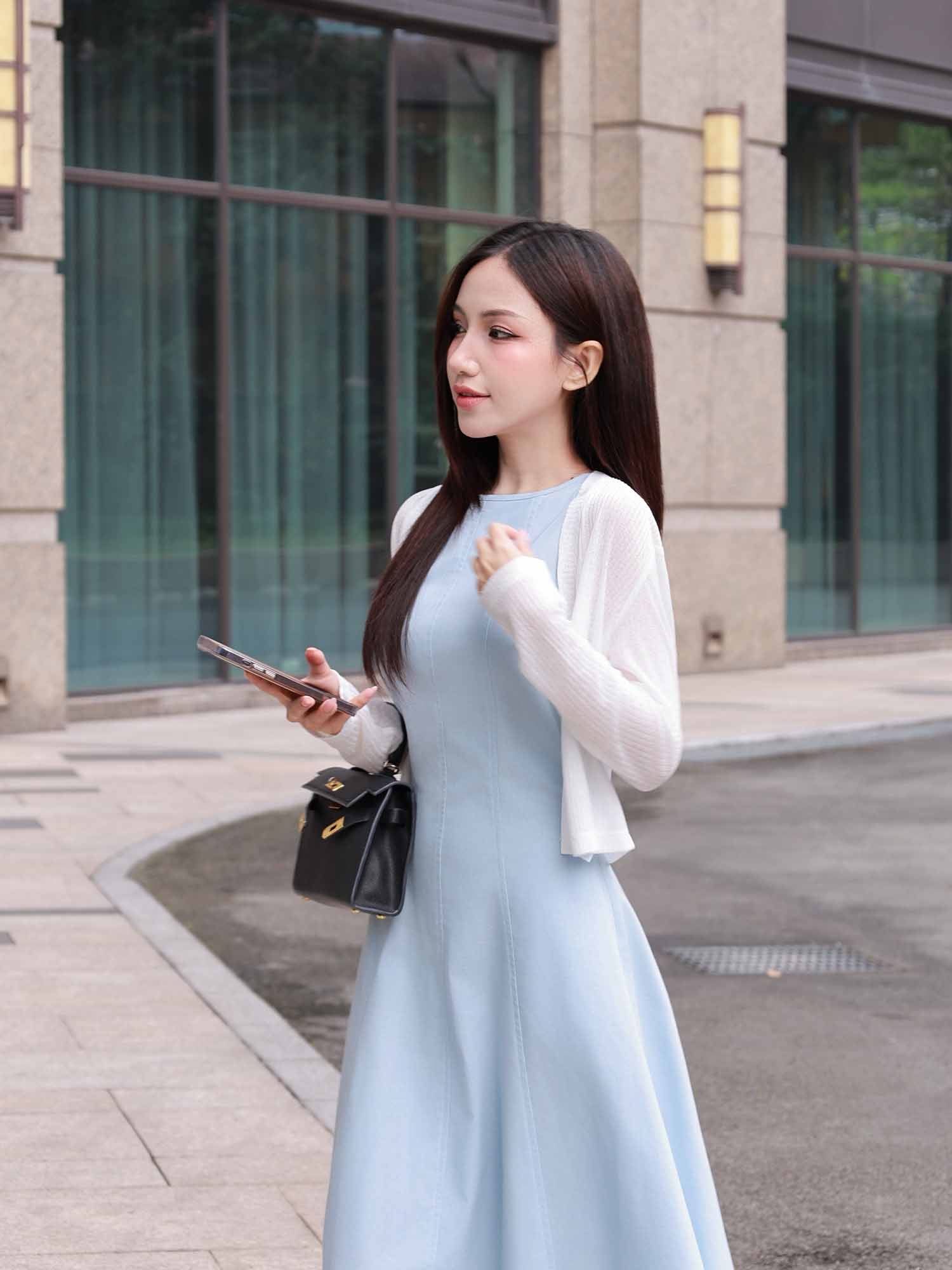 Áo cardigan cổ V dài tay