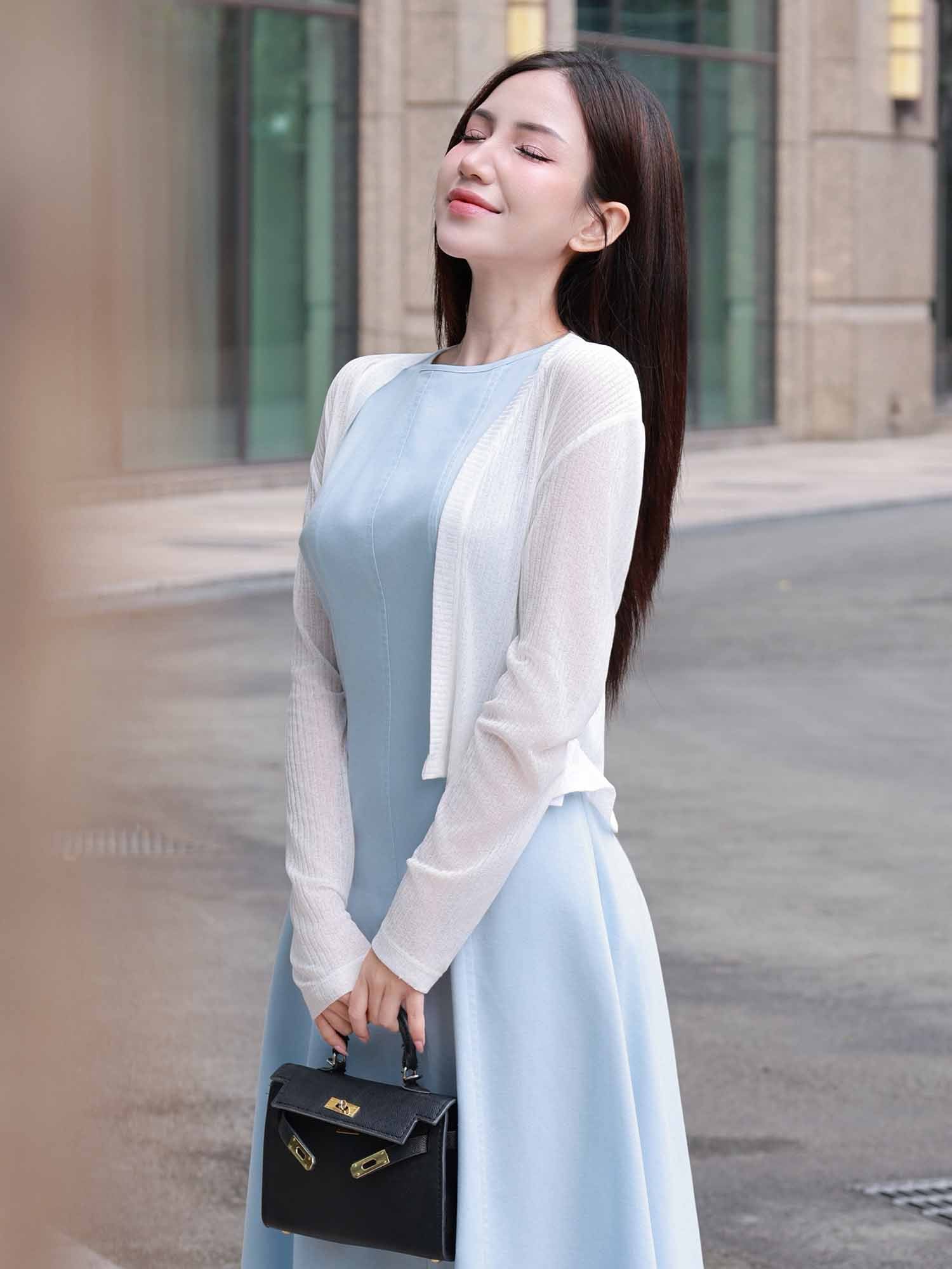Áo cardigan cổ V dài tay