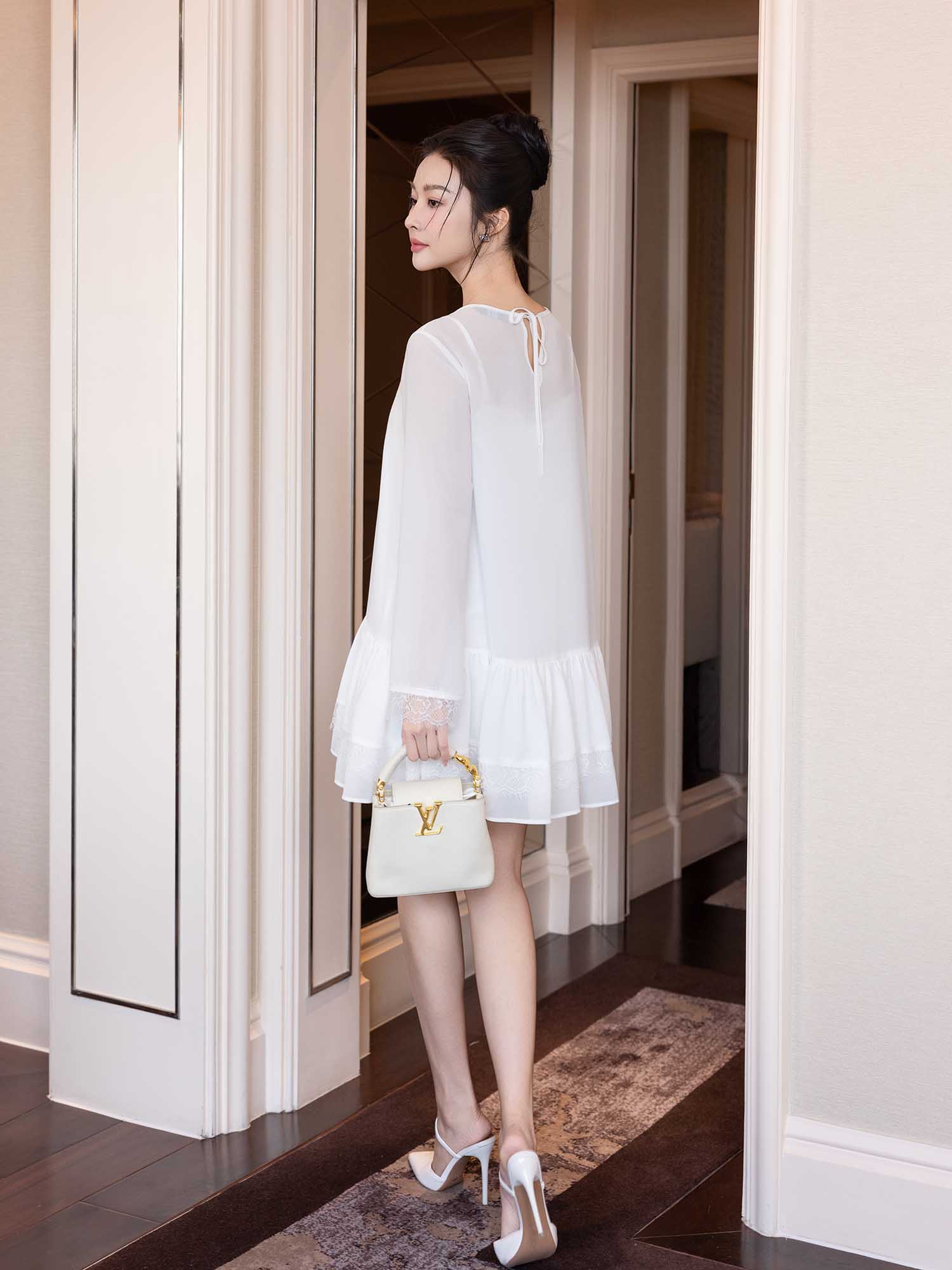 Đầm mini Chiffon tay dài