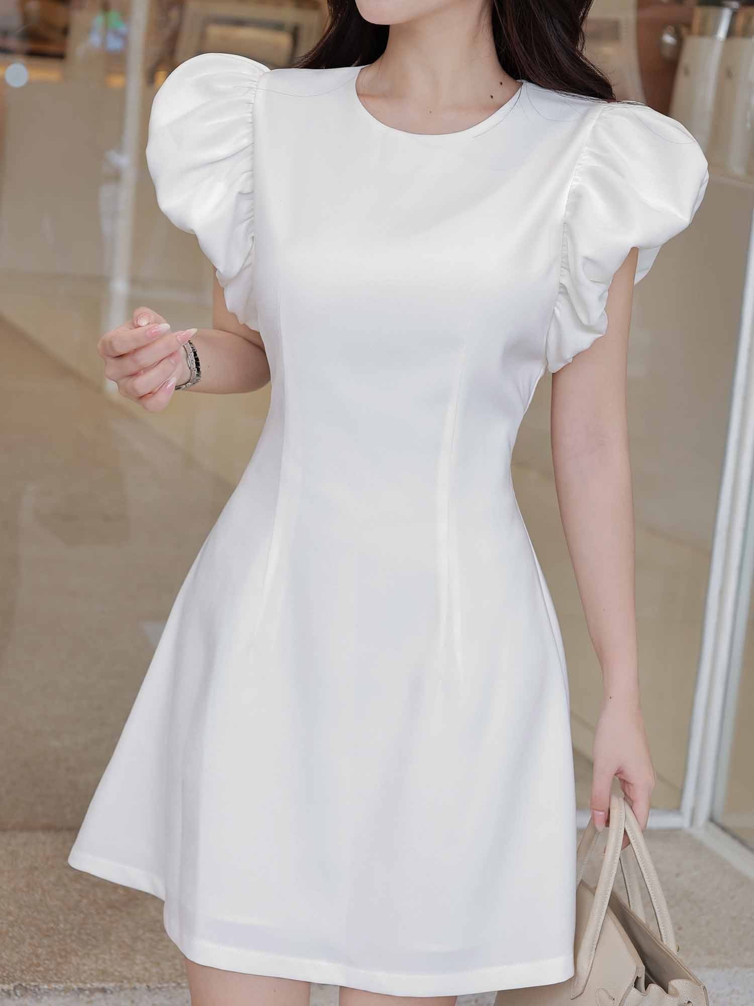  Đầm cơ bản tay phồng 