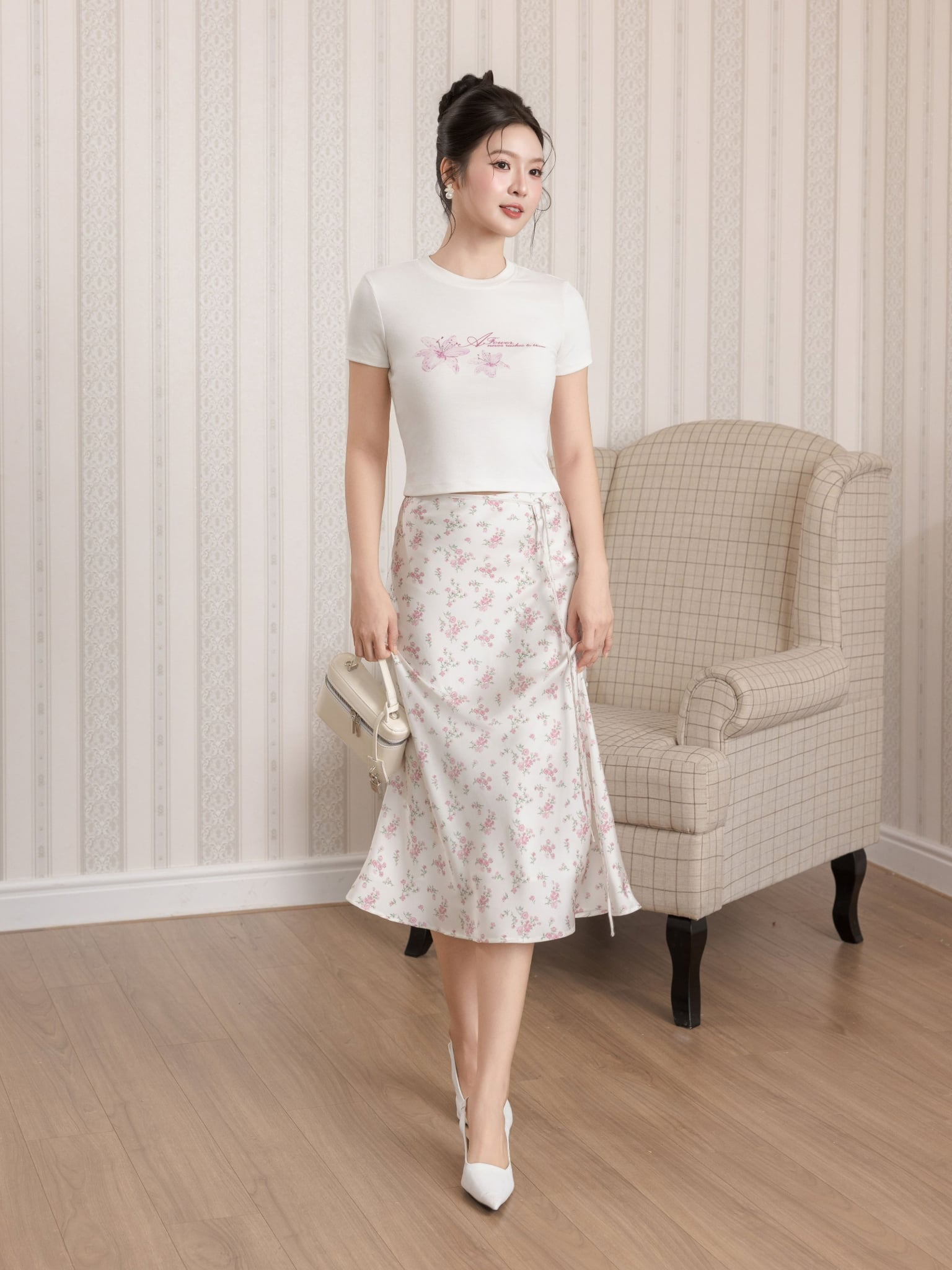 Áo babytee in hoa lily