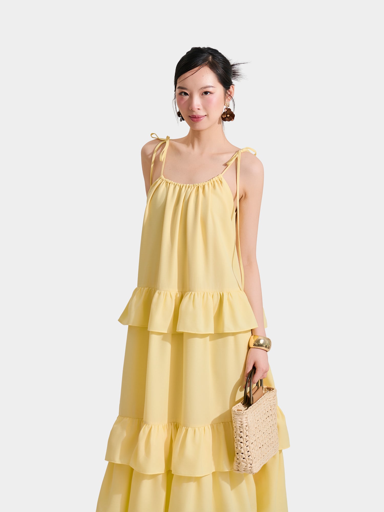 Đầm maxi cổ yếm thắt nơ ba tầng