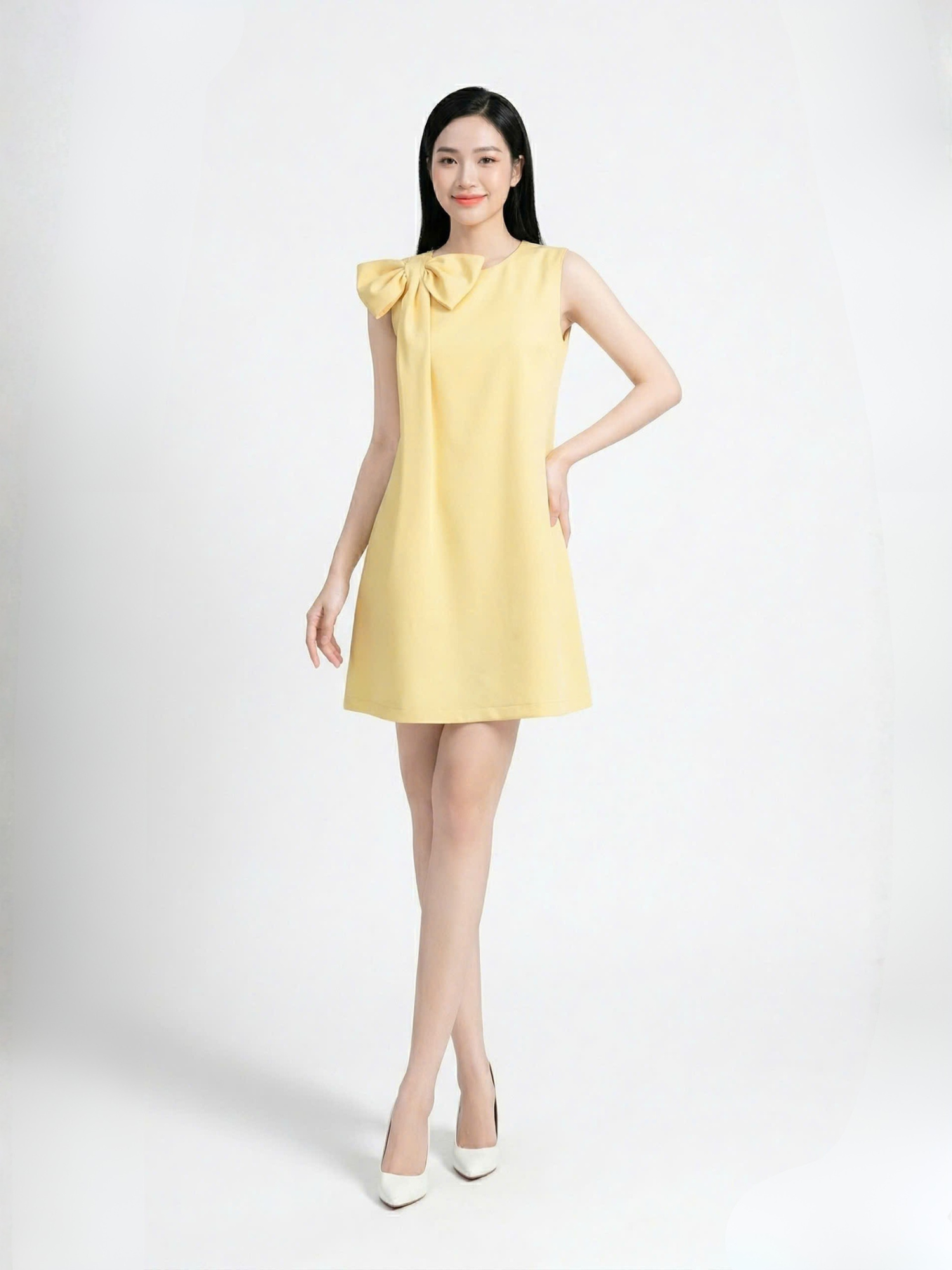 Đầm mini phom suông phối nơ vai cách điệu