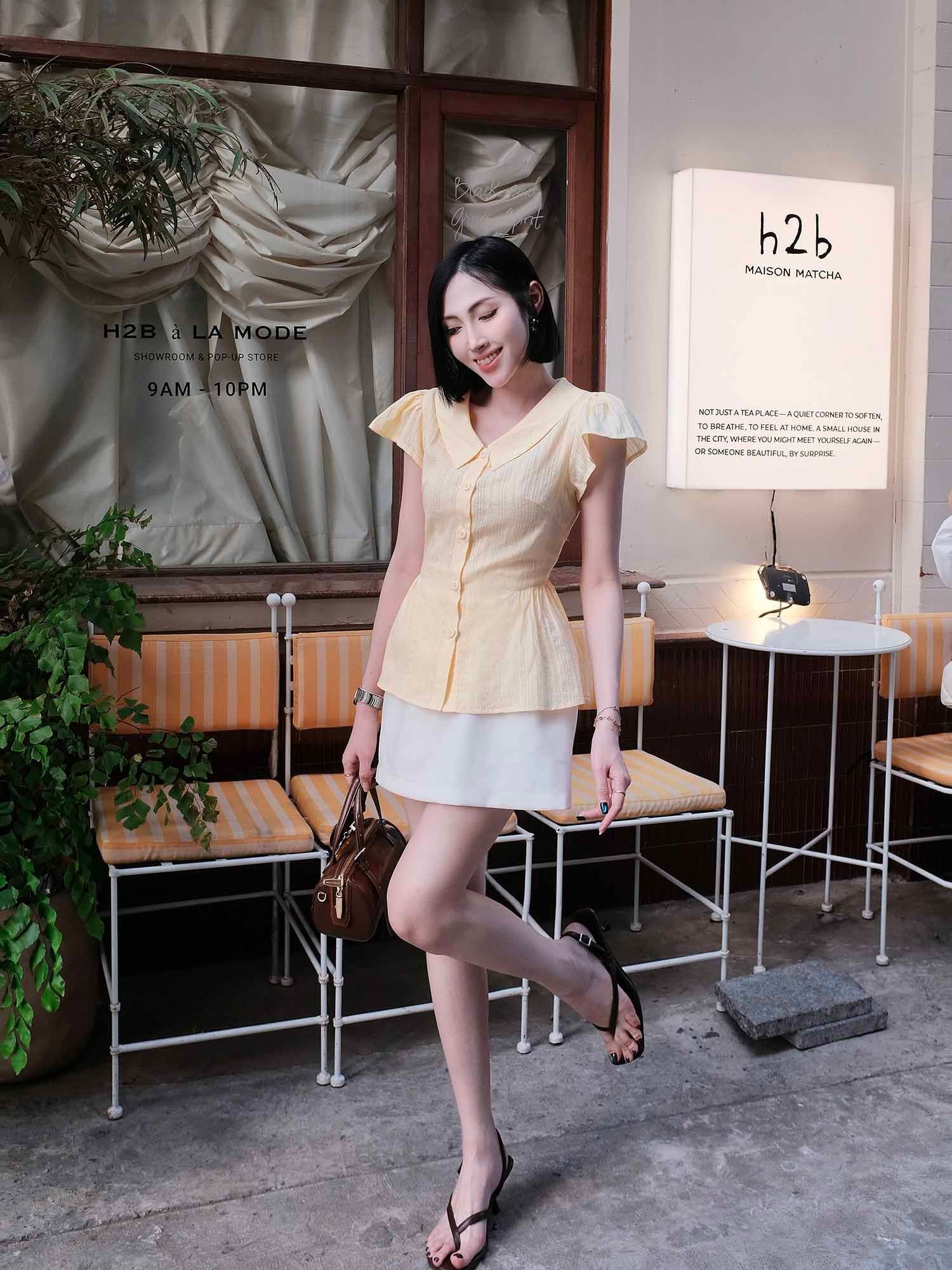  Áo xô thêu dáng peplum 