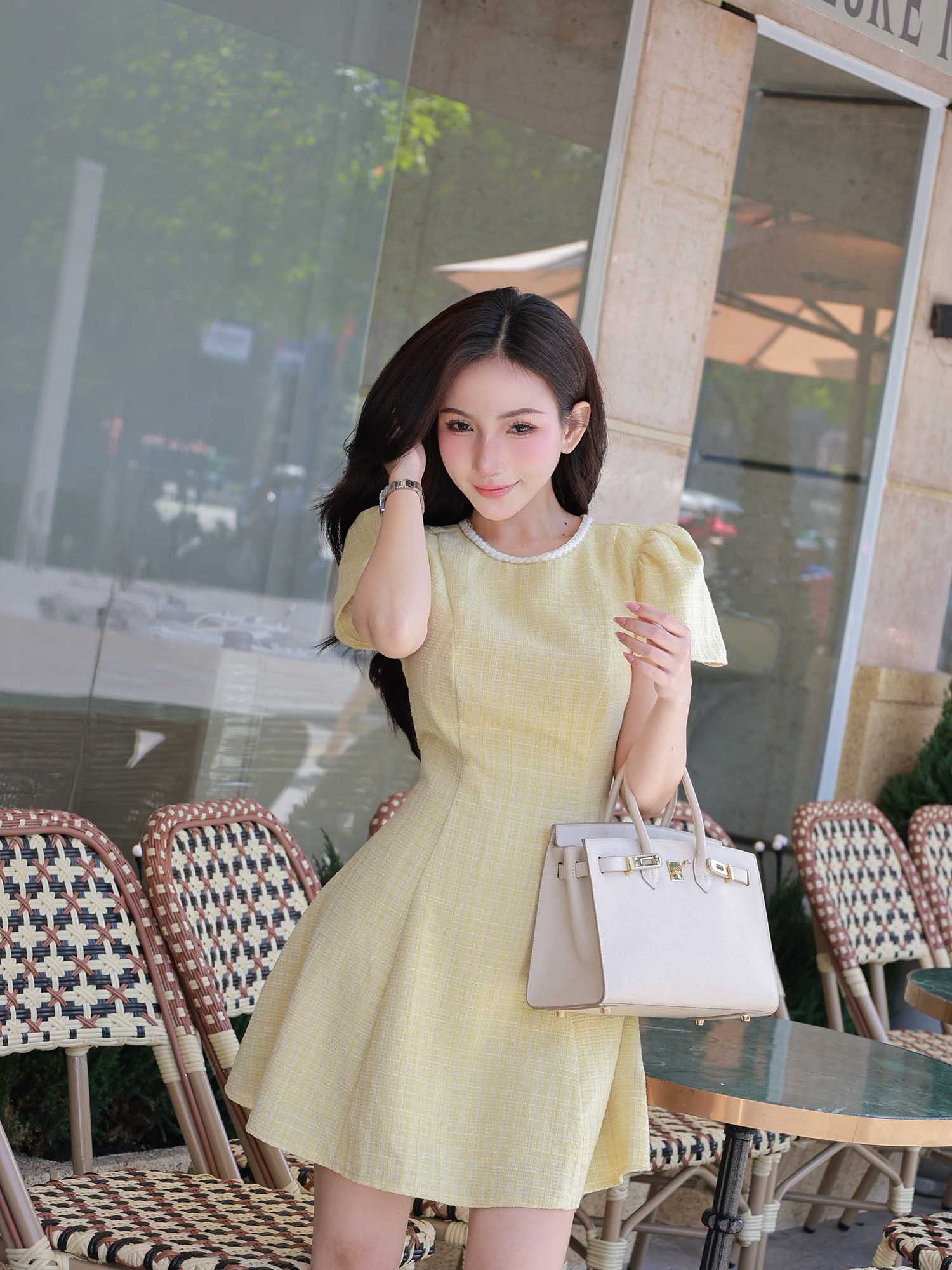 Đầm mini Tweed ngắn xoè