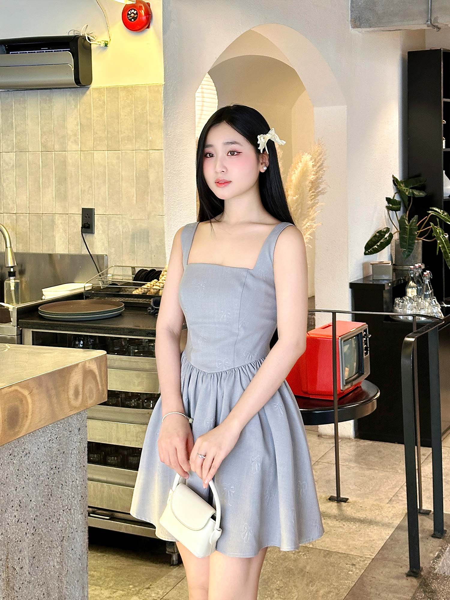 Đầm ngắn basic họa tiết nơ