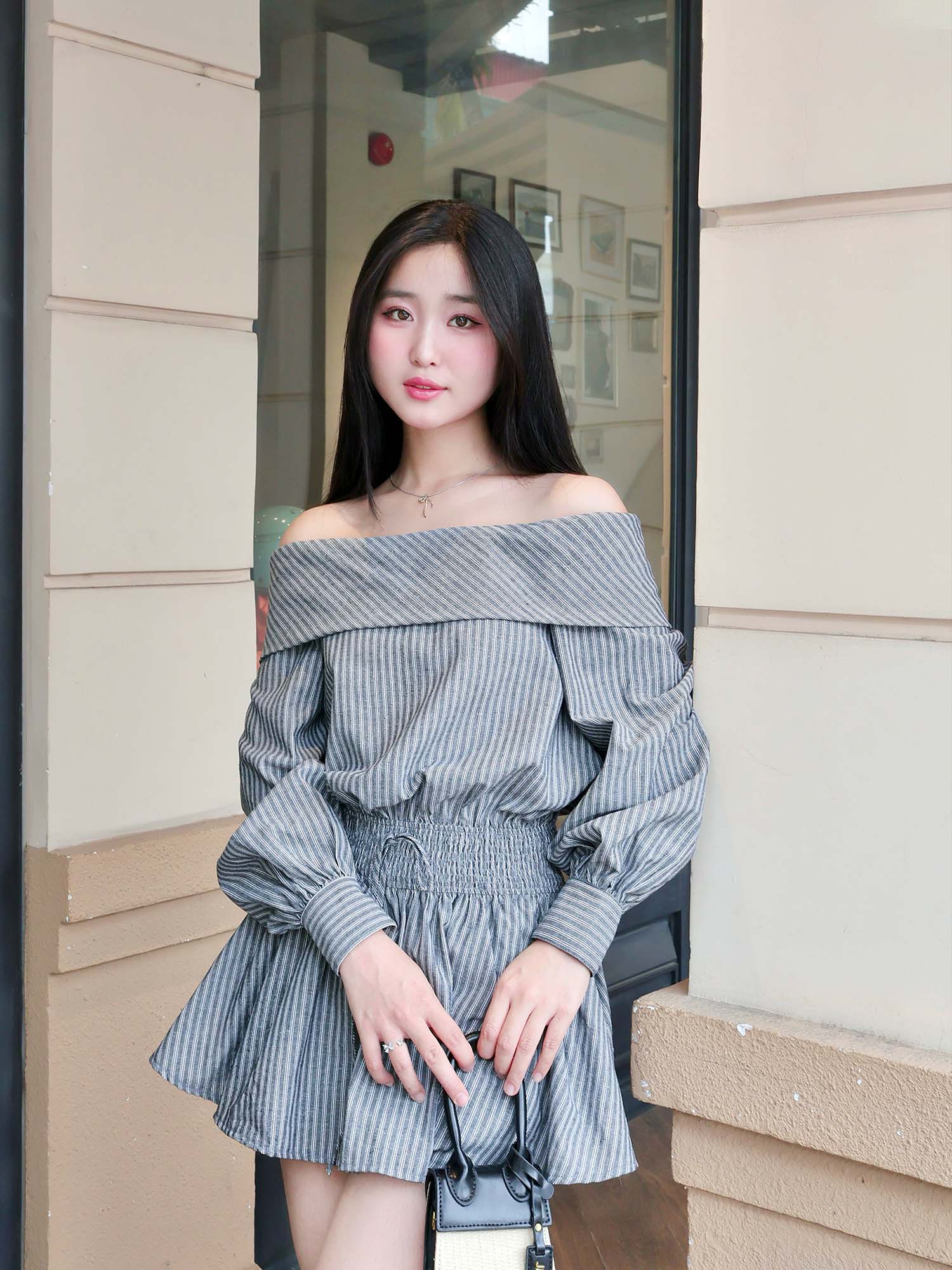 Đầm sọc bẹt vai smocking eo