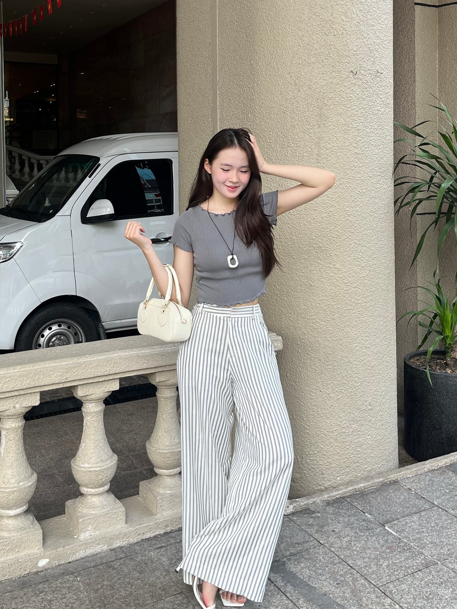  Quần dài ống suông vải sọc 