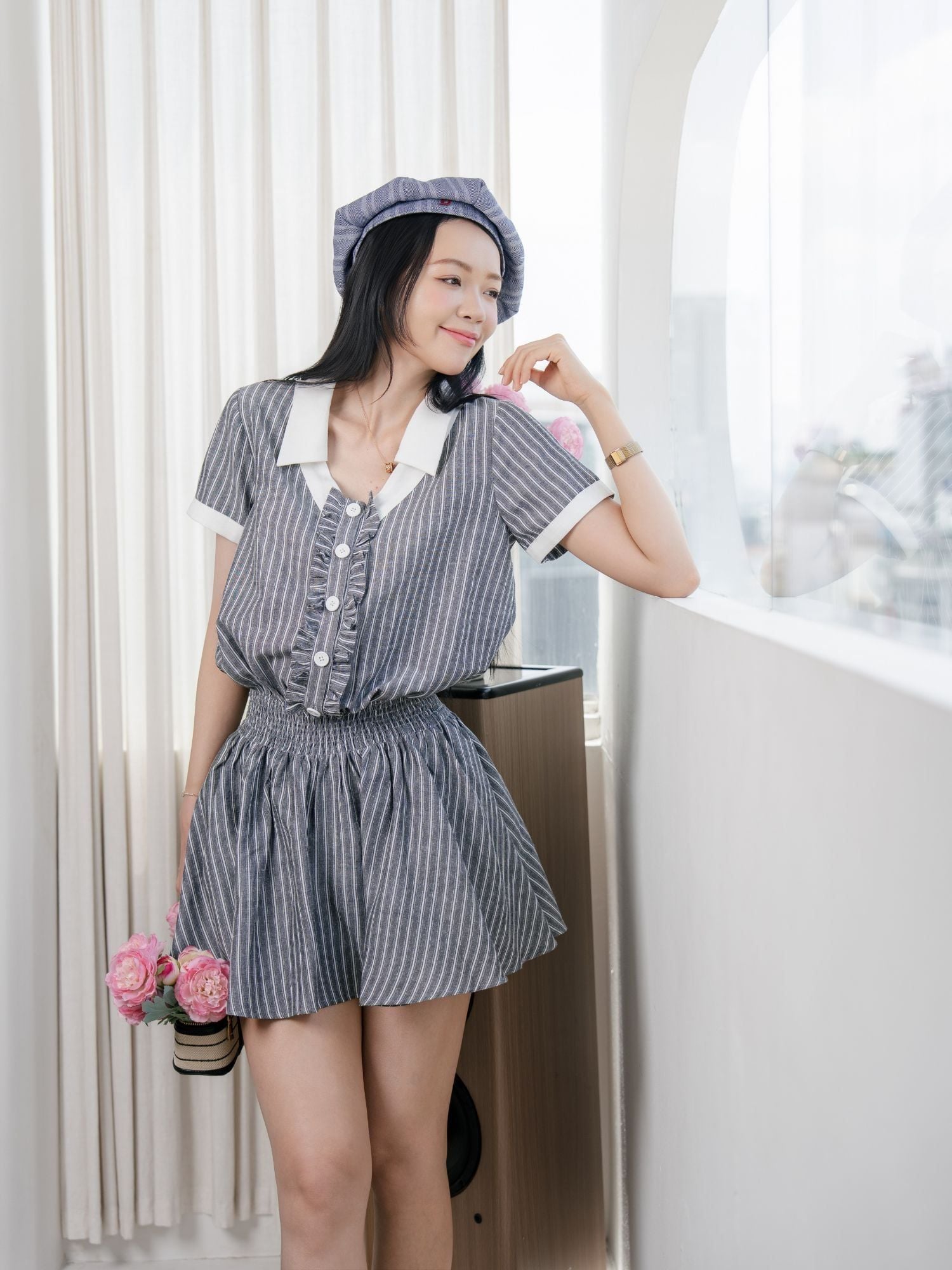 Đầm mini sọc cổ phối smocking eo 