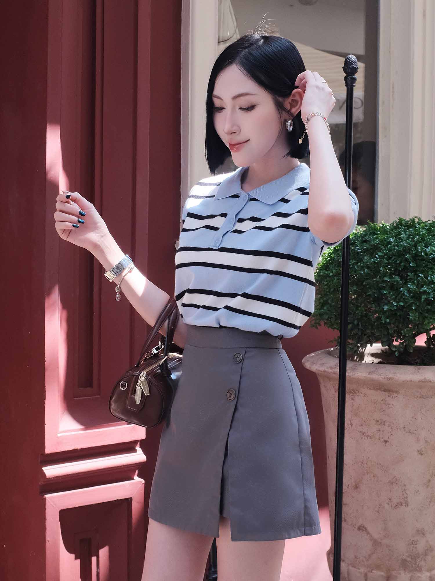 Chân váy mini skort xẻ tà