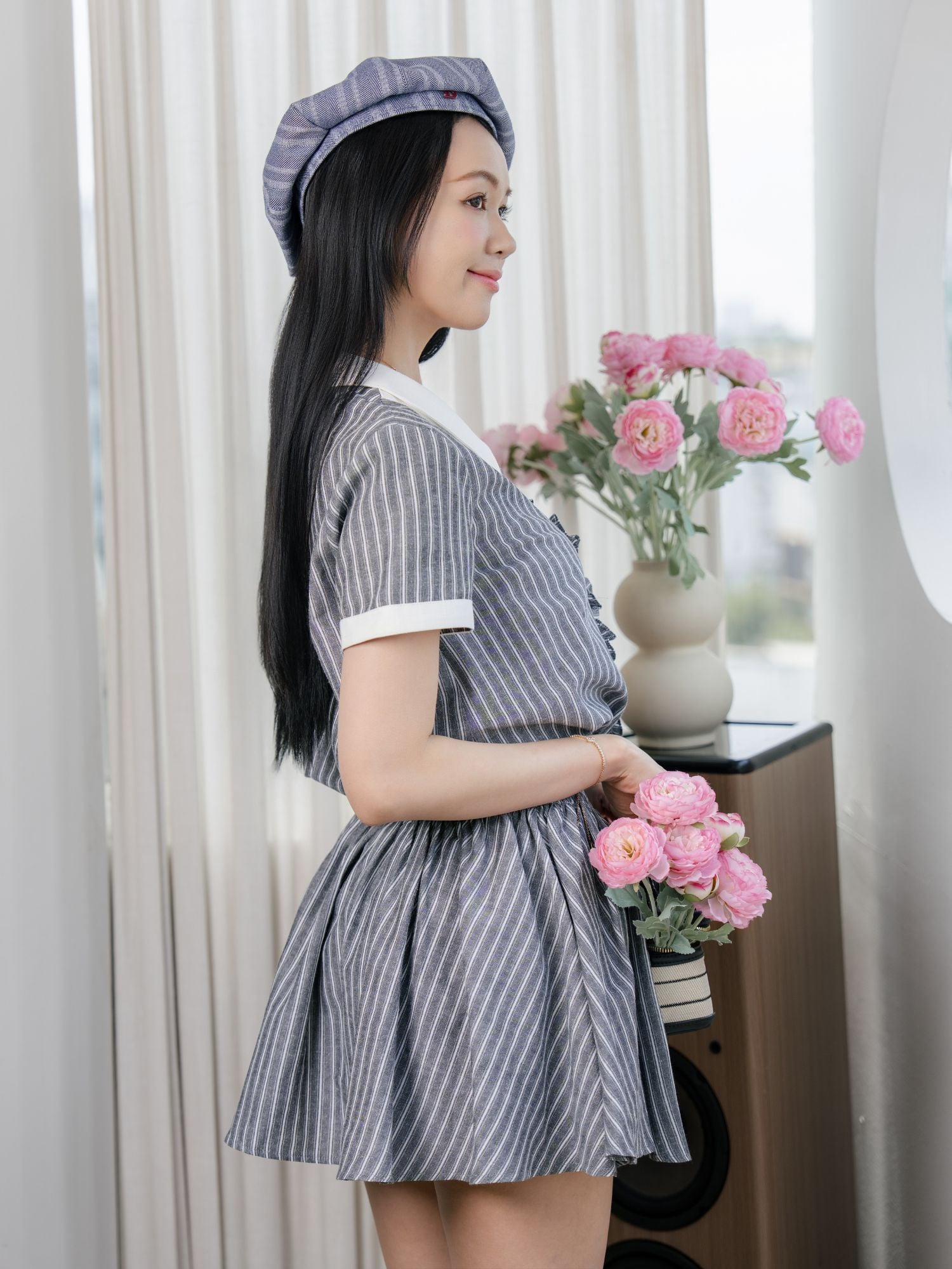 Đầm mini sọc cổ phối smocking eo