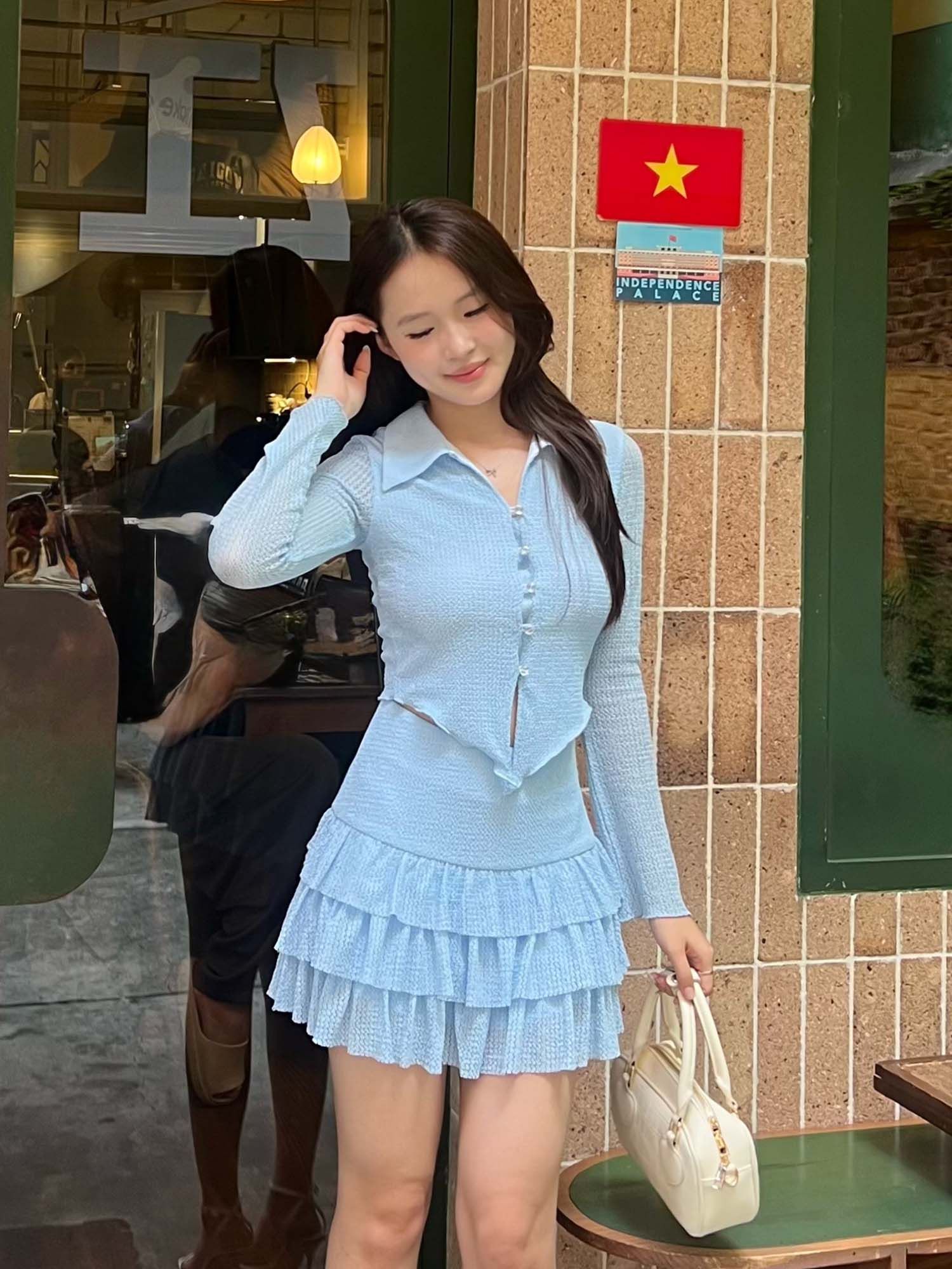  Chân váy thun ren nhún ba tầng 