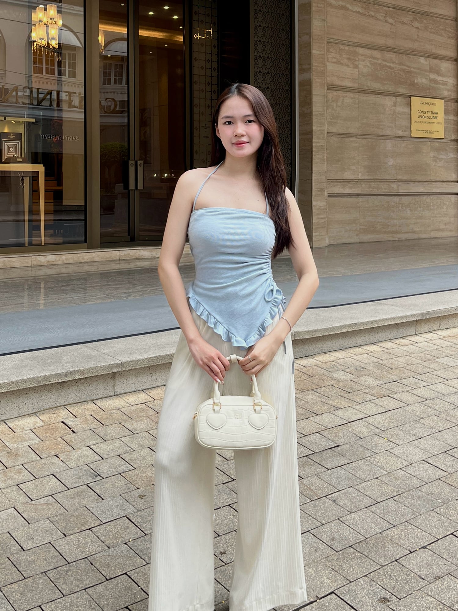 Áo thun vạt xéo phối bèo