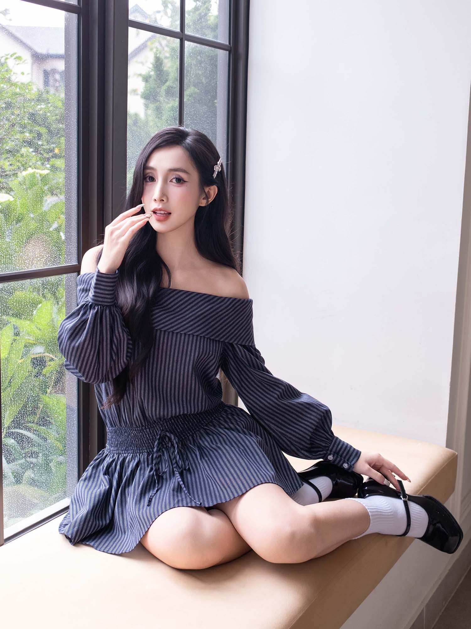 Đầm sọc bẹt vai smocking eo