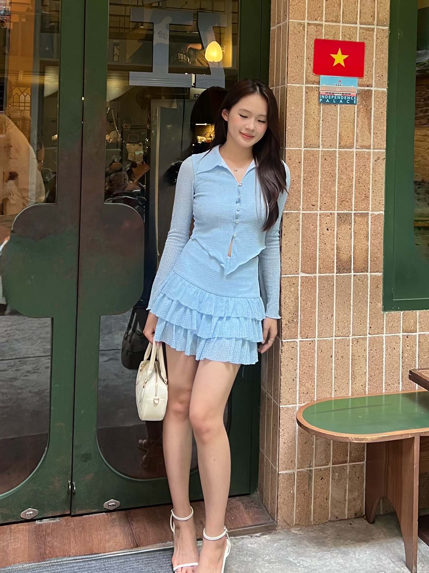 Áo ren thun cổ lật