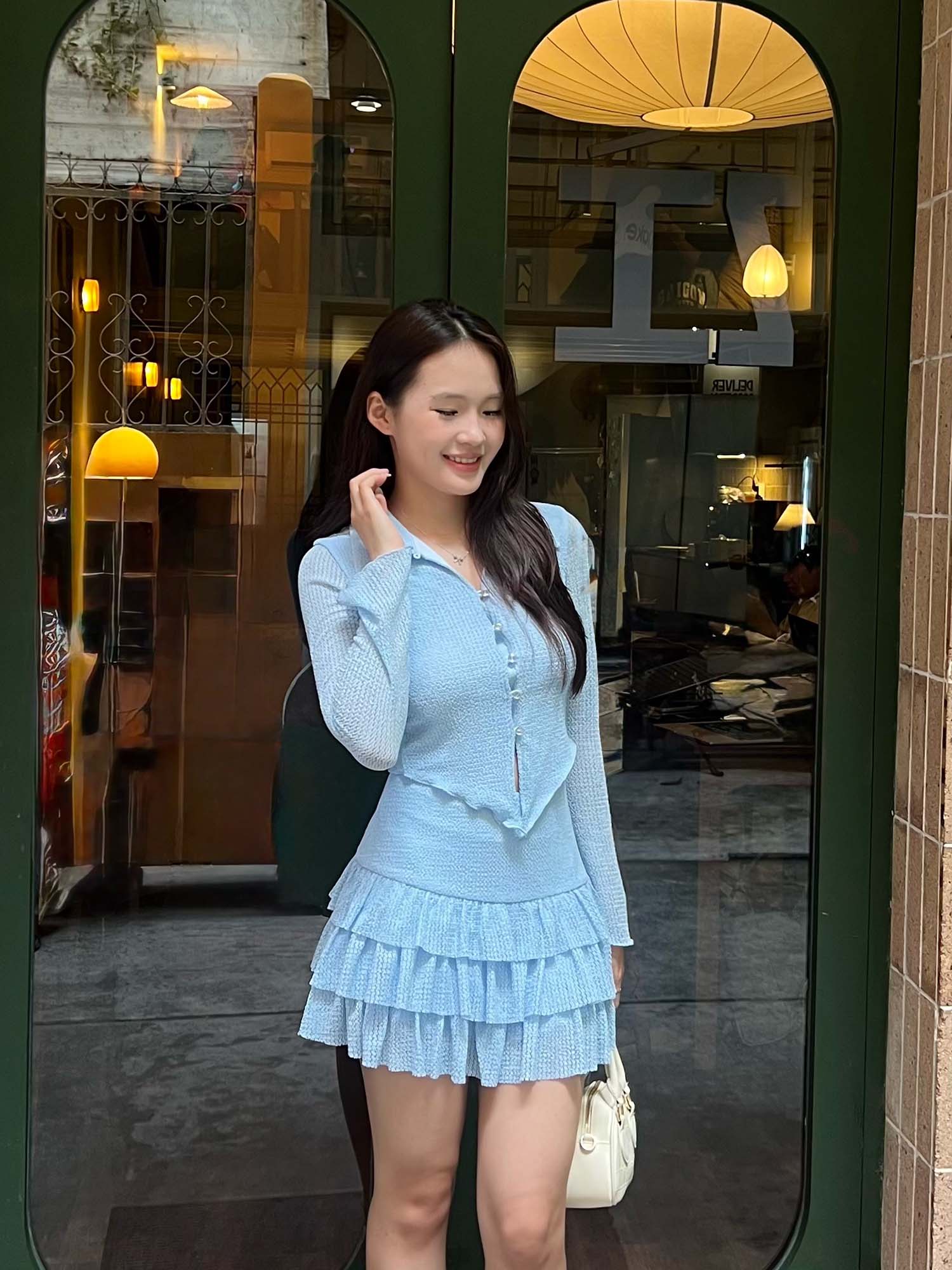 Chân váy thun ren nhún ba tầng