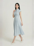  Đầm maxi gài nút xếp li xòe 