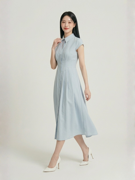  Đầm maxi gài nút xếp li xòe 