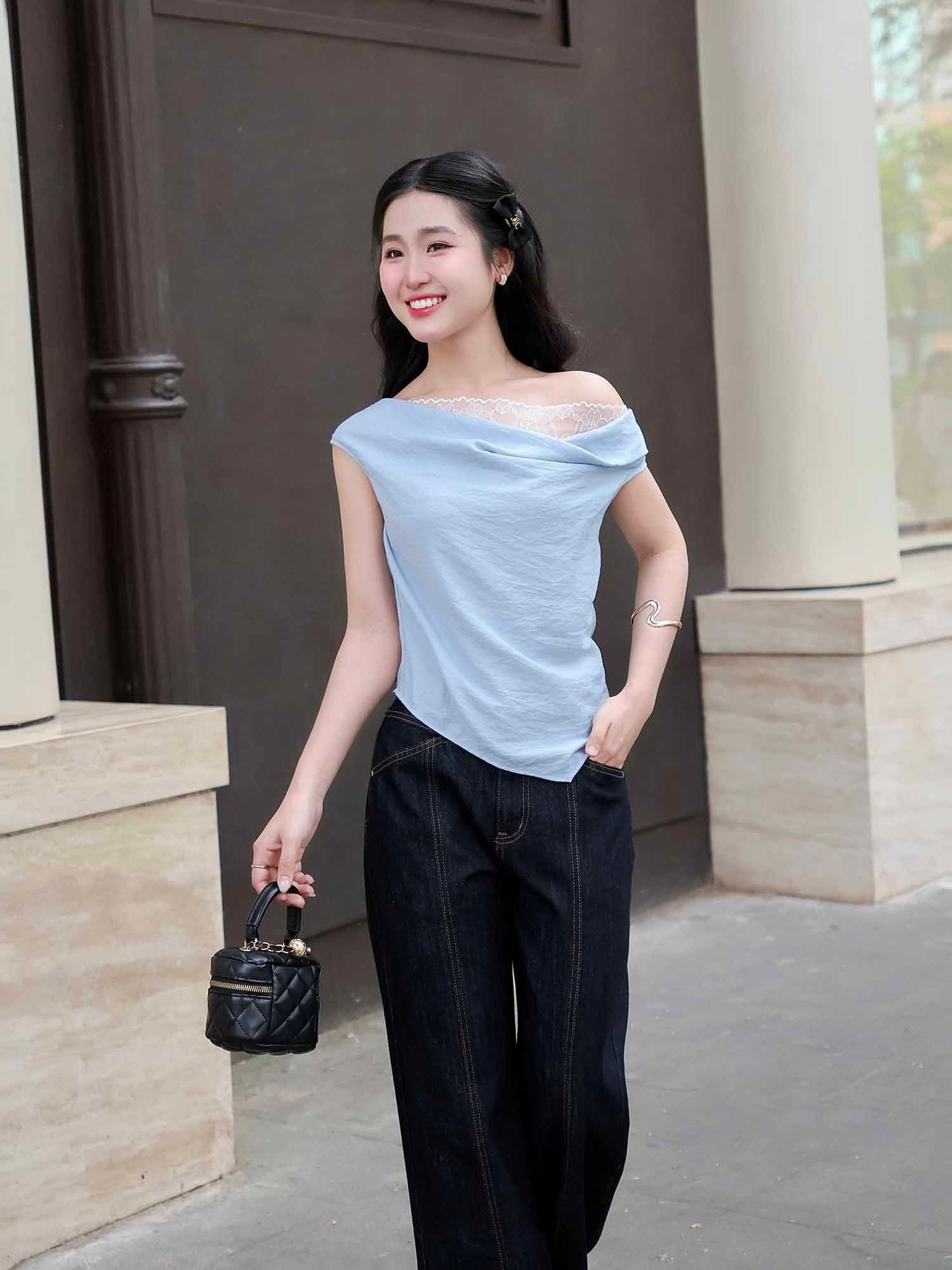  Áo lệch vai cổ đổ phối ren 