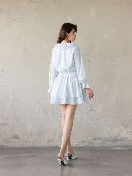  Đầm mini in hoa tay dài cổ phối bèo 
