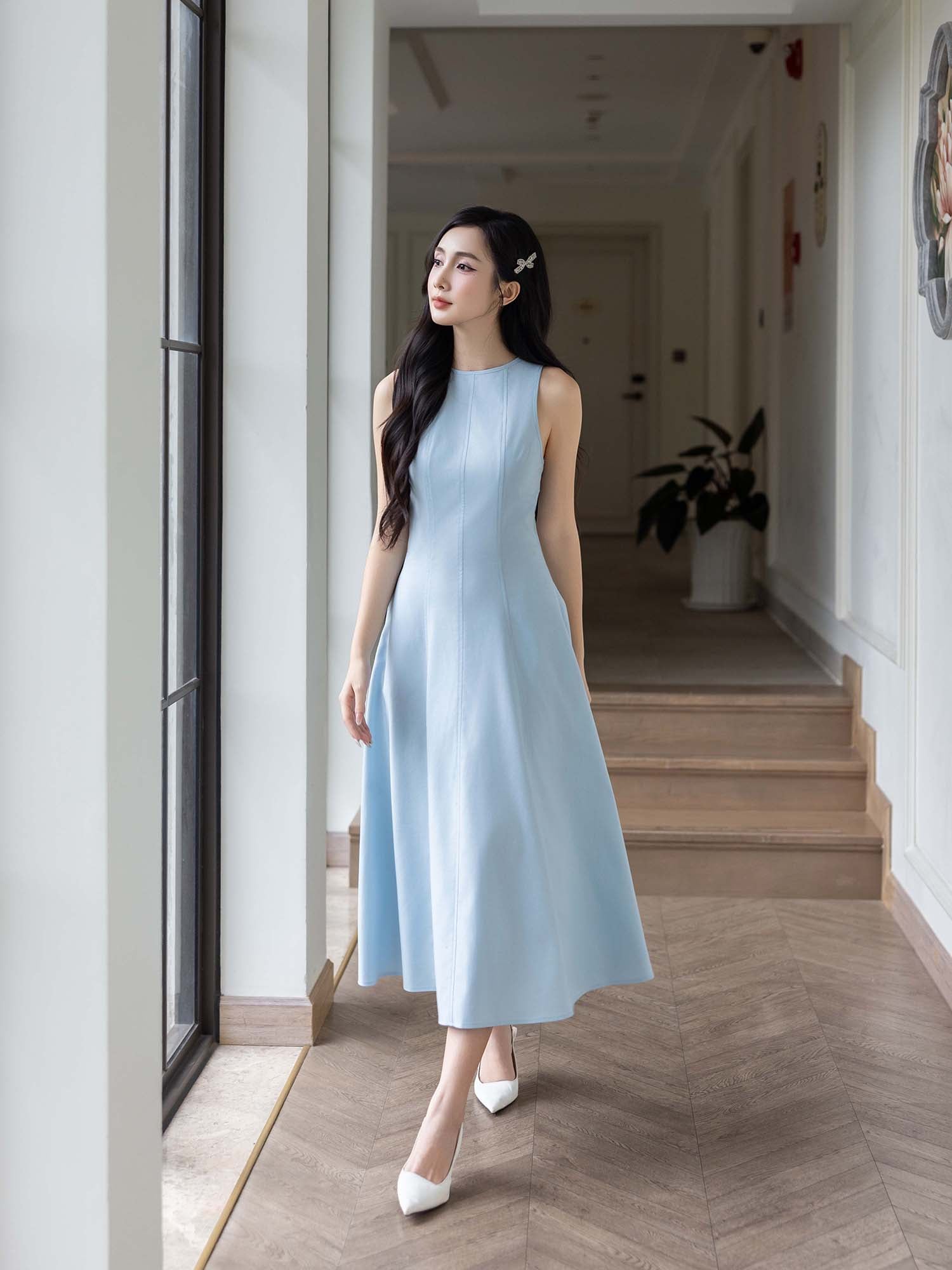 Đầm midi sát nách cơ bản