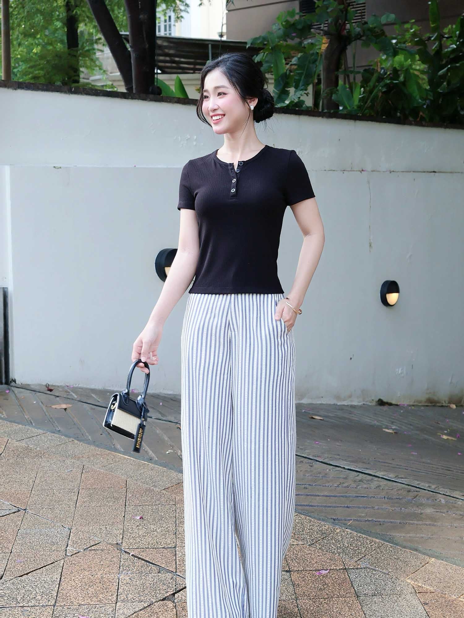  Quần dài ống suông vải sọc 