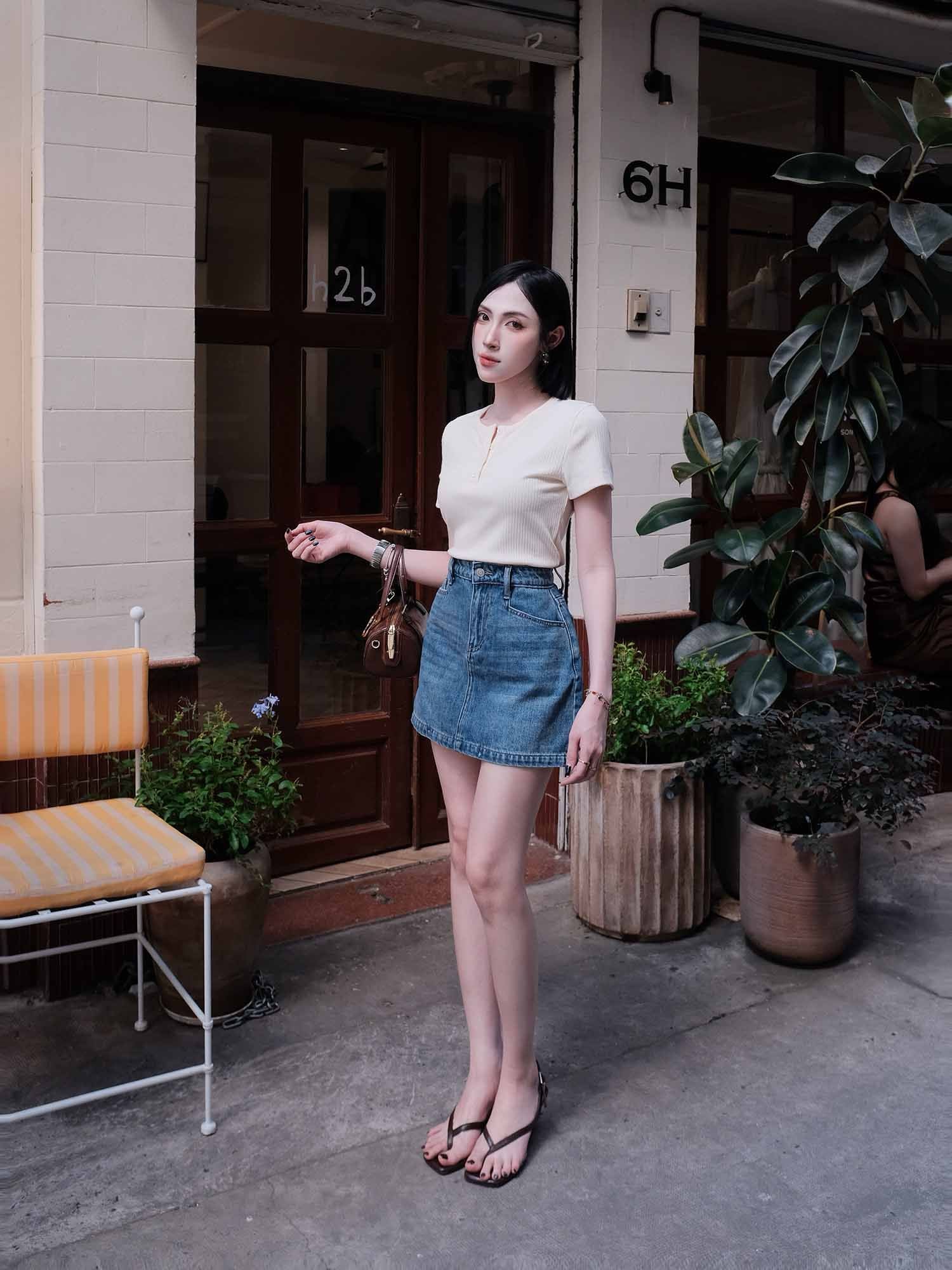  Chân váy Jean ngắn 