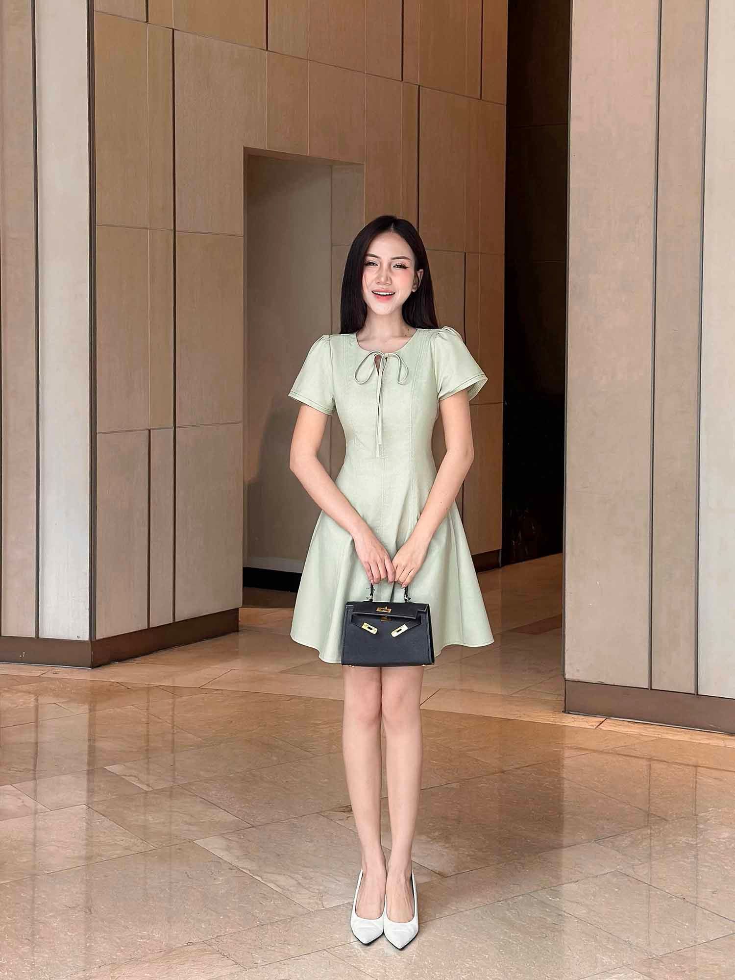  Đầm mini Linen cổ giọt nước thắt nơ 