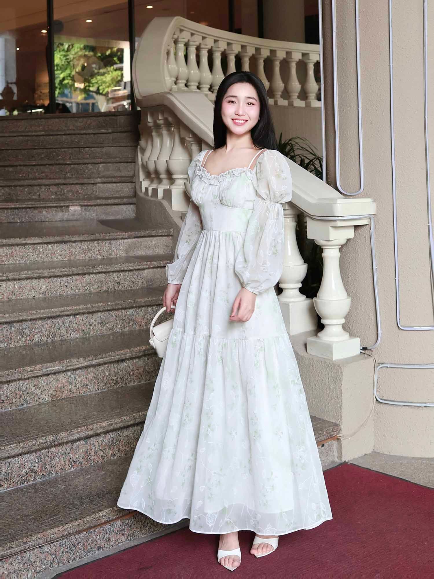  Đầm midi voan hoa tay phồng dài 