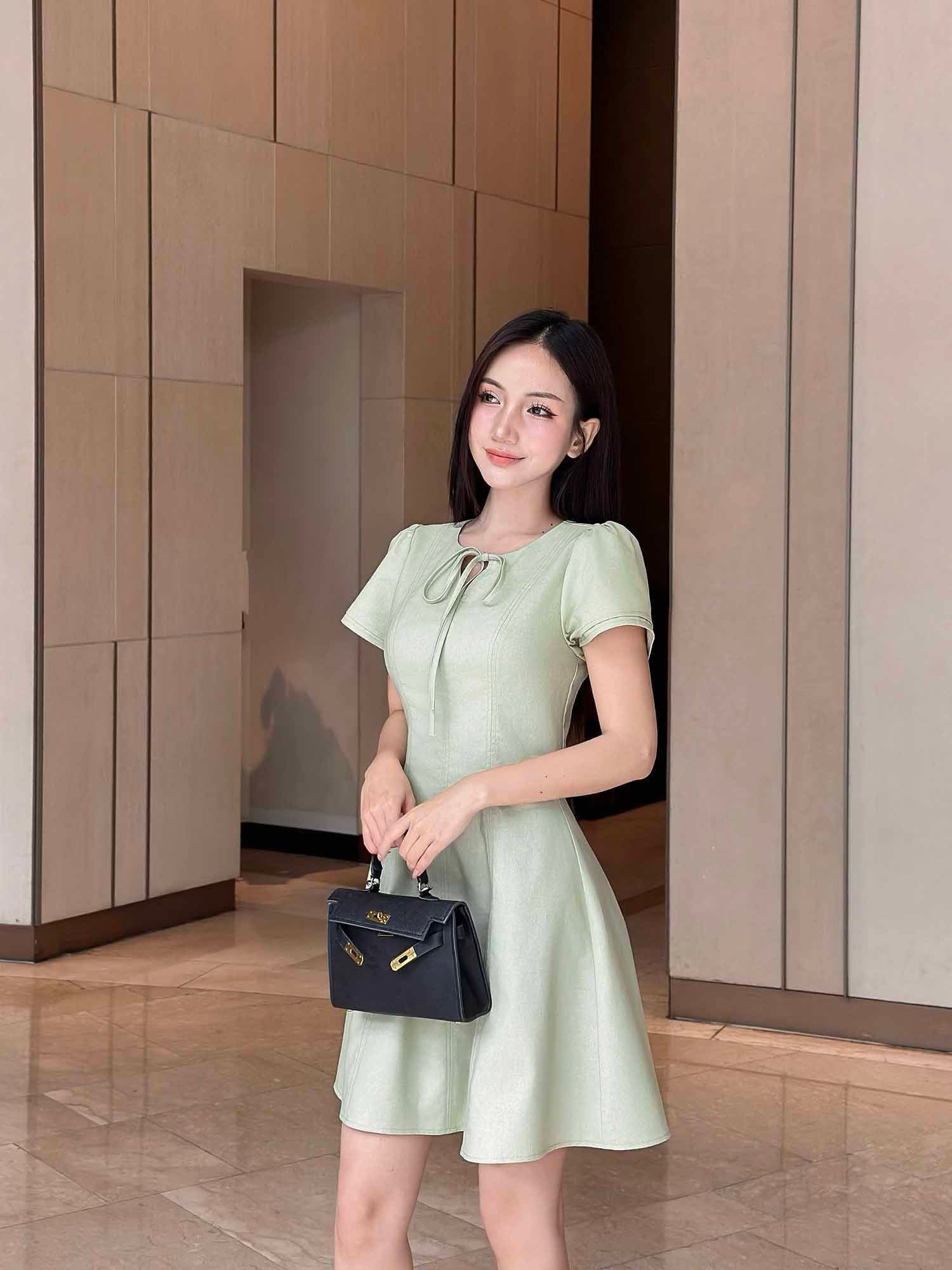  Đầm mini Linen cổ giọt nước thắt nơ 