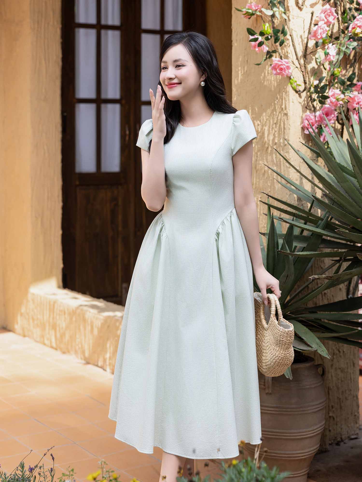 Đầm midi sọc nhún tùng