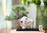 Mẫu heo ngậm mũi tên 