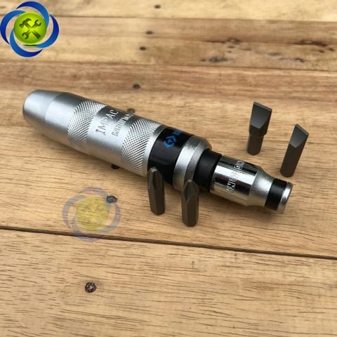 Bộ vít đóng KINGTONY 4112FR có 4 mũi đi kèm (tặng móc khoá)