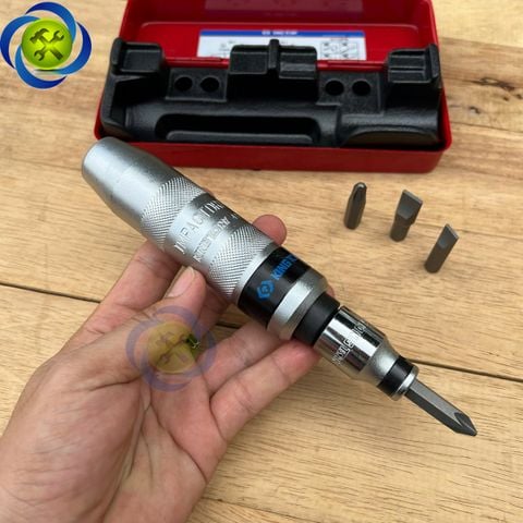 Bộ vít đóng KINGTONY 4112FR có 4 mũi đi kèm (tặng móc khoá)