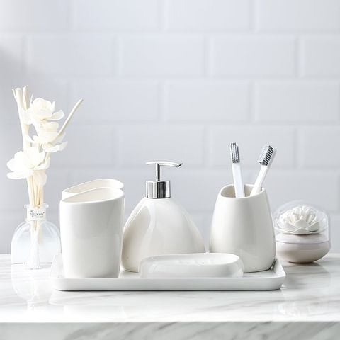Bộ Phụ Kiện Phòng Tắm Gốm Sứ Trắng 5 Món Hiện Đại
