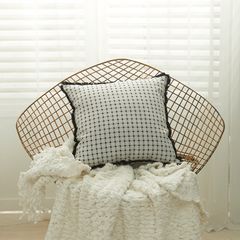 Vỏ Gối Tựa Lưng Sofa Caro Dệt Jacquard Trắng Đen