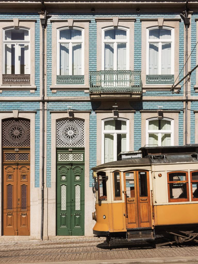 Bộ 7 Tranh Phong Cảnh Thành Phố Châu Âu Lisbon Travel Vintage