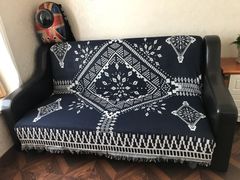 Chăn thảm phủ ghế sofa phối hợp làm thảm trải sàn kim cương