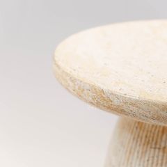 Bàn Phụ Sofa Hiện Đại Giả Đá Travertine Hình Nấm Thân Sọc Dọc