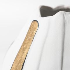 Bình Hoa Gốm Trắng Nghệ Thuật Điêu Khắc Nổi Thân Bình Cao Cấp