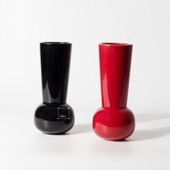 Bình Hoa Gốm Sứ Phủ Bóng Đen Đỏ Sang Trọng