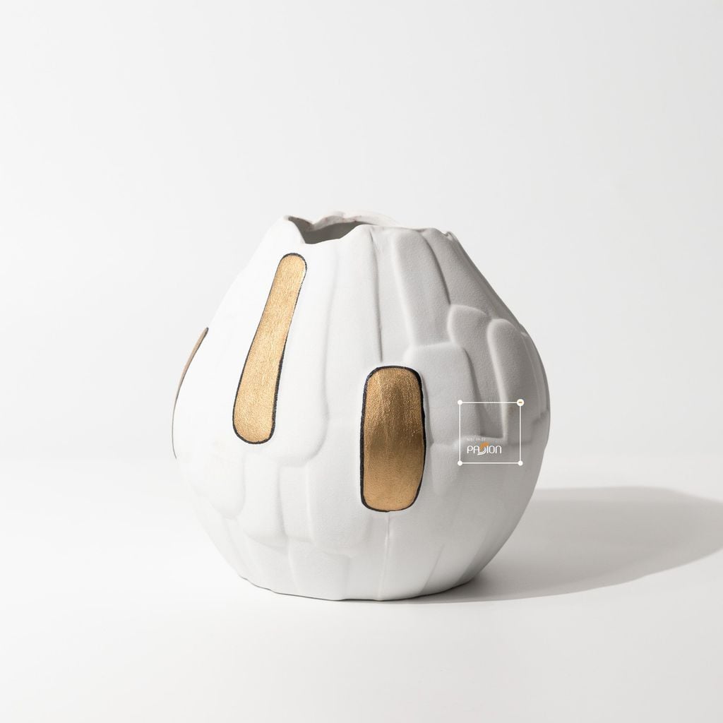 Bình Hoa Gốm Trắng Nghệ Thuật Điêu Khắc Nổi Thân Bình Cao Cấp